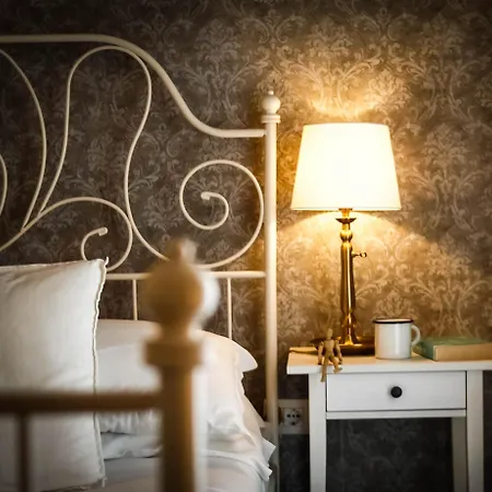 Camilla בית הארחה