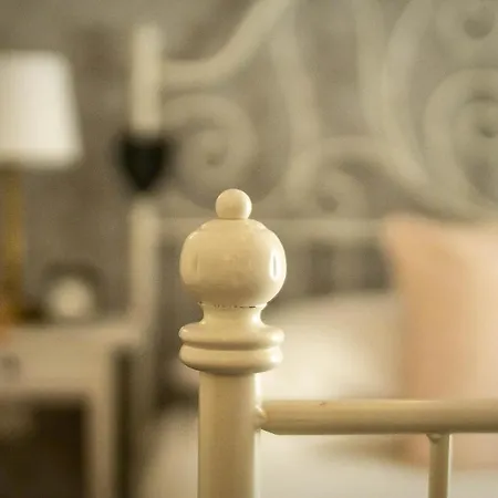Camilla Guest house
