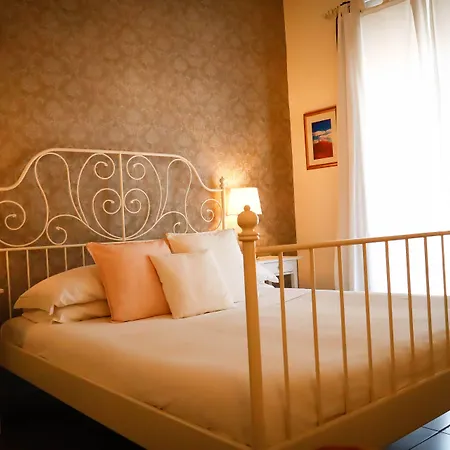 Casa de hóspedes Camilla 4*